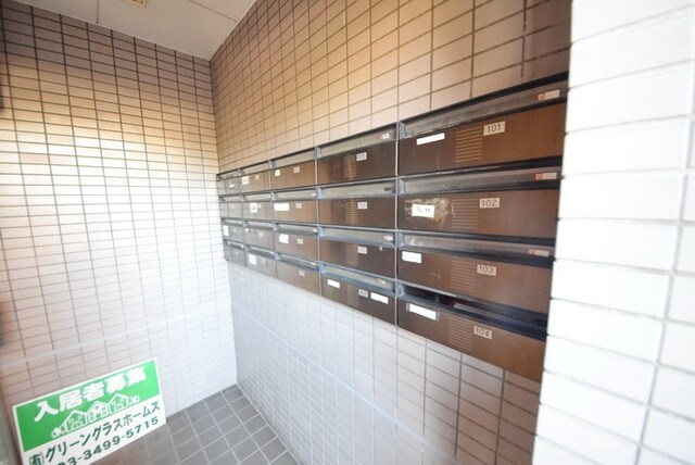 リズ市川平田の物件内観写真