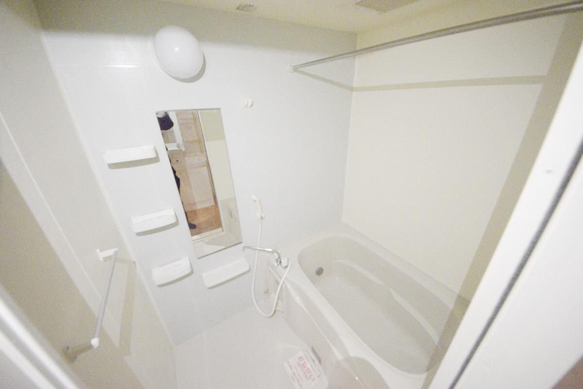 エレガンス ガーデン ハウスIIの物件内観写真