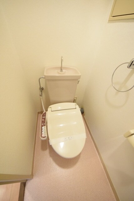 リズ市川平田の物件内観写真