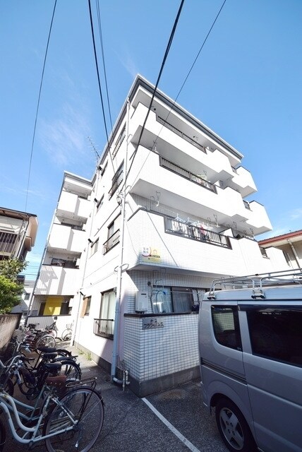 第2フラワーパレスの物件外観写真