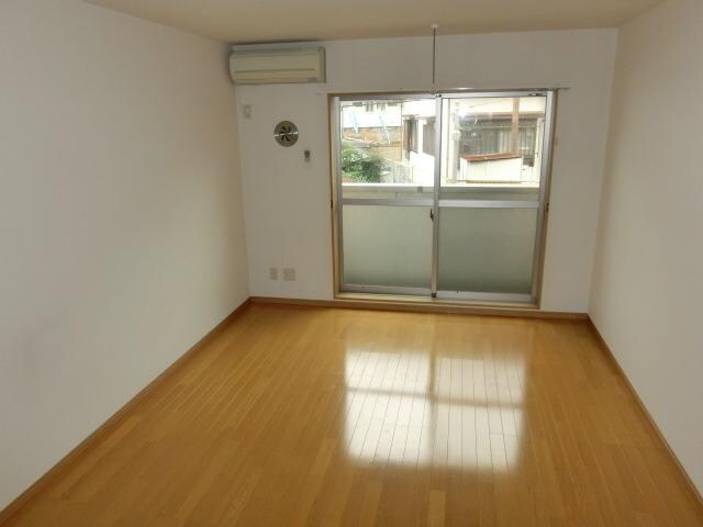 リバーアップ六実の物件内観写真