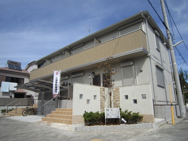 カーサセグーラの物件外観写真