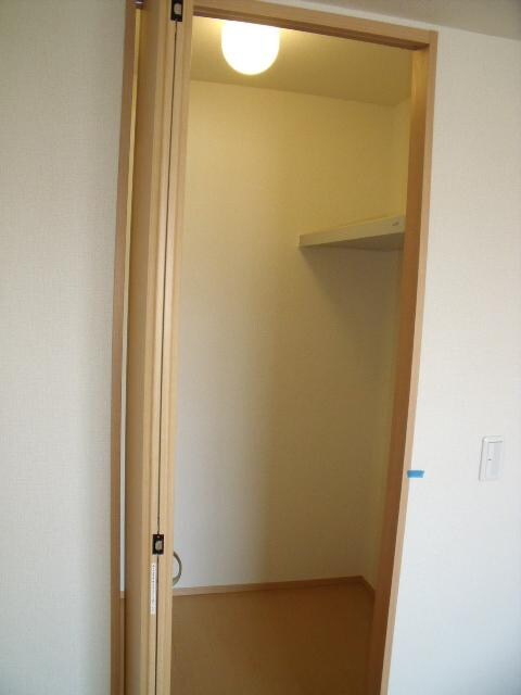 ピアファーレの物件内観写真