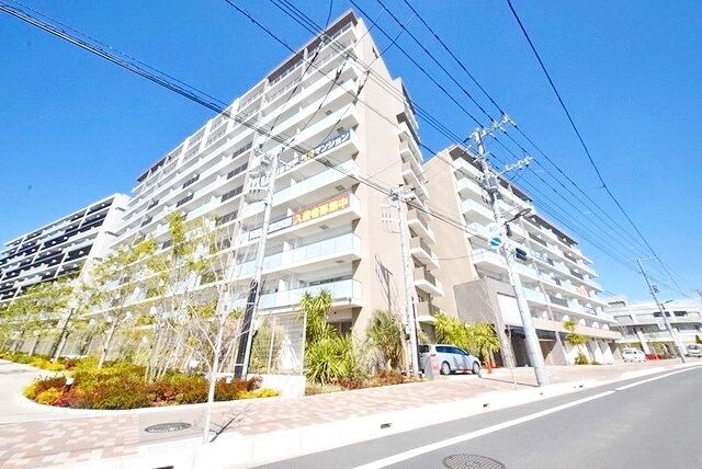 ロイヤルパークス船橋の物件外観写真