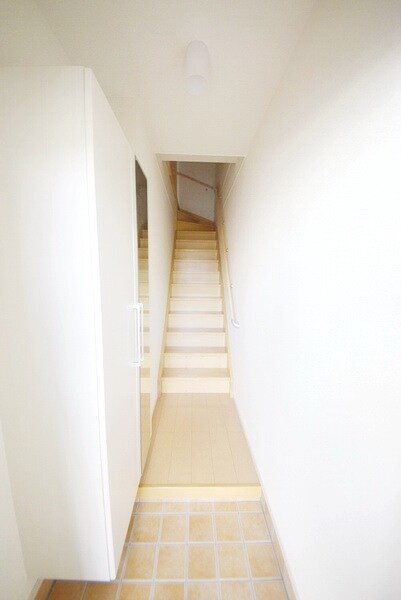 エレガンス ガーデン ハウスIIの物件内観写真