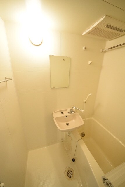 ラグジュアリーガーデン東松戸の物件内観写真