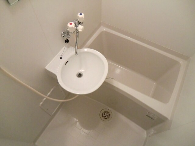 レオパレスコートサイド ヴィラの物件内観写真