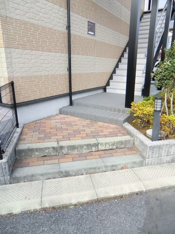 レオパレスコートサイド ヴィラの物件内観写真