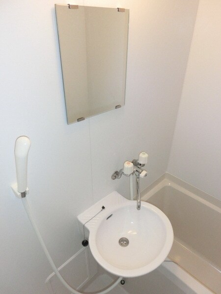 レオパレスクレストタウンBの物件内観写真