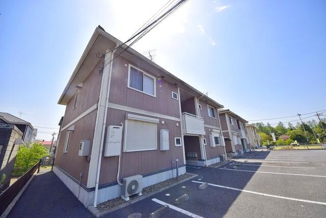 プリムヴェール弐番館の物件外観写真