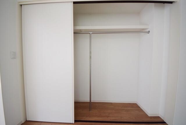 オリーブコートの物件内観写真