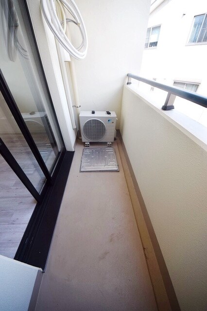 CRESCENT COURTの物件内観写真