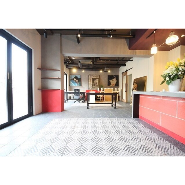 CRESCENT COURTの物件内観写真