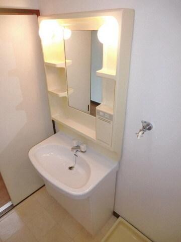 ラフィーヌ池田1番館の物件内観写真