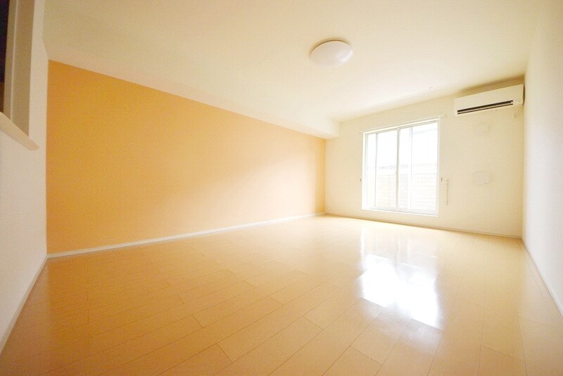 エレガンス ガーデン ハウスIIの物件内観写真