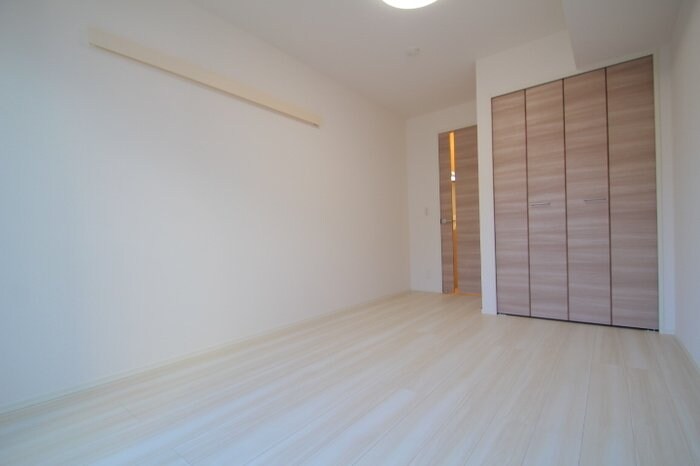 メイプルプレイスの物件内観写真