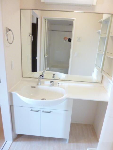 グランシーバ 1の物件内観写真