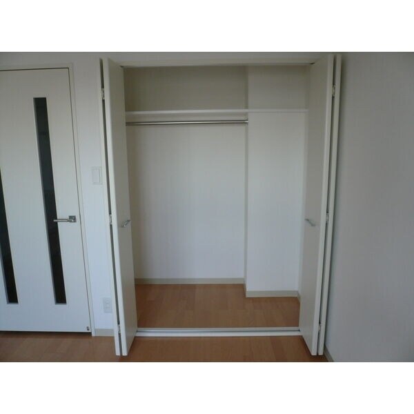 エストピア八潮の物件内観写真