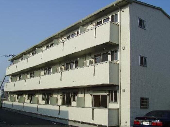 カンピエーレの物件外観写真