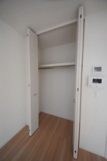 Jean Filliouxの物件内観写真