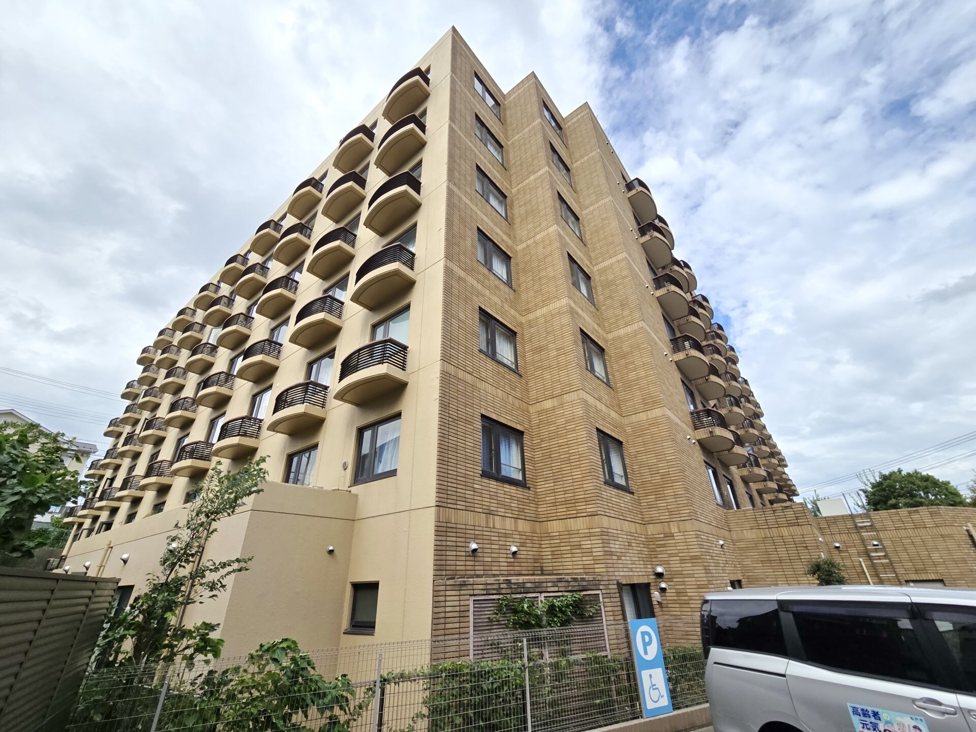 シティフォーラム上本郷の物件外観写真