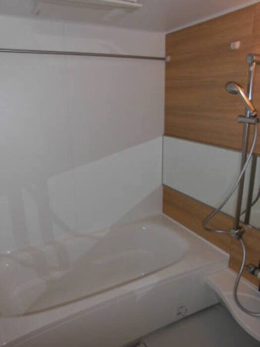 ルミエール ドゥの物件内観写真