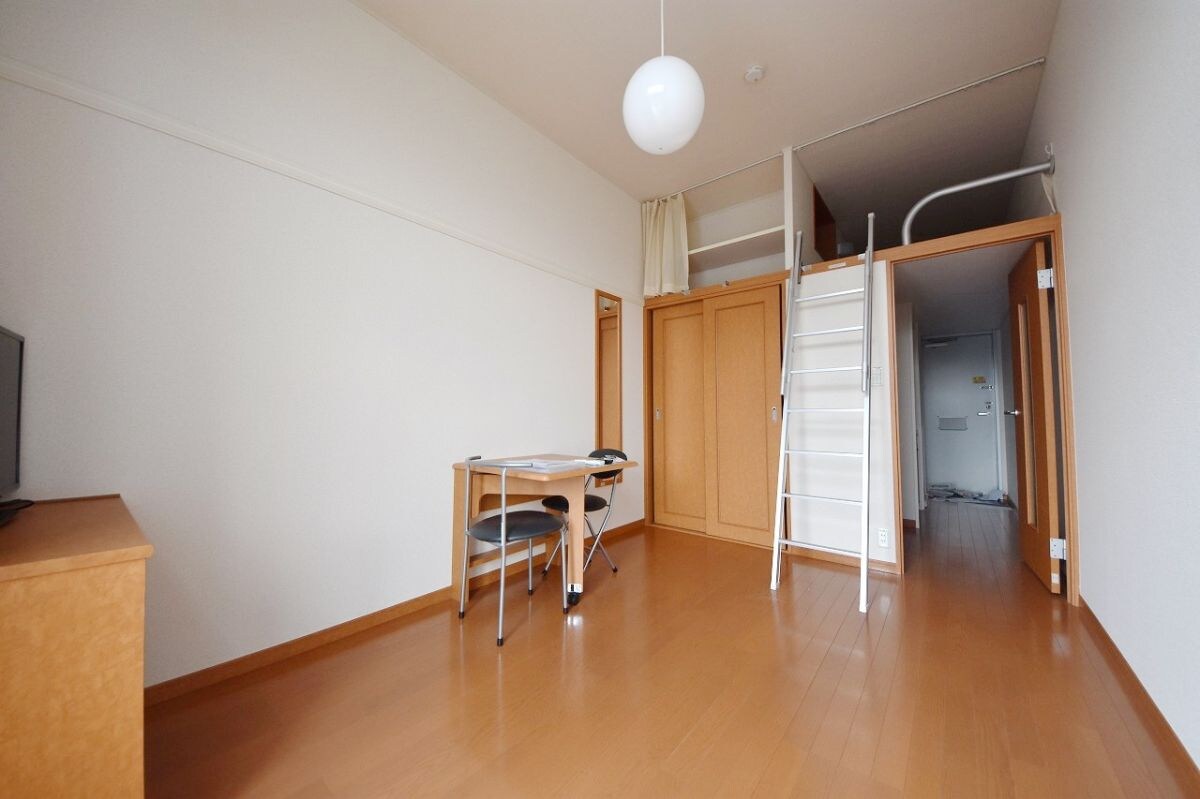 レオパレスPlacidoの物件内観写真