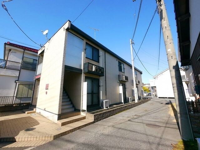 レオパレスエターナルの物件外観写真