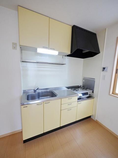 プリムヴェール弐番館の物件内観写真