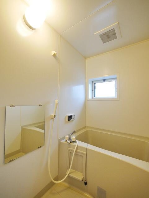 プリムヴェール弐番館の物件内観写真