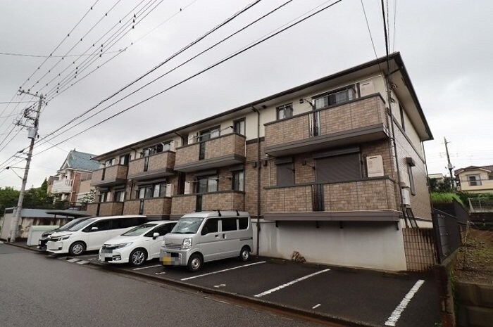 フォレスト・ヴィラの物件外観写真