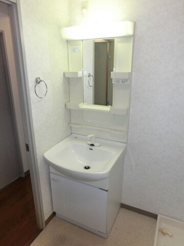 ルミエール飯山満の物件内観写真