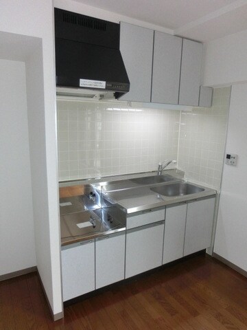 ルミエール飯山満の物件内観写真