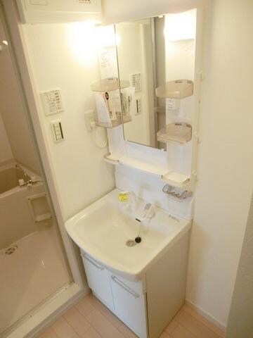 マリーナヒルズの物件内観写真