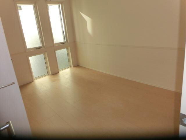 プルミエール2の物件内観写真
