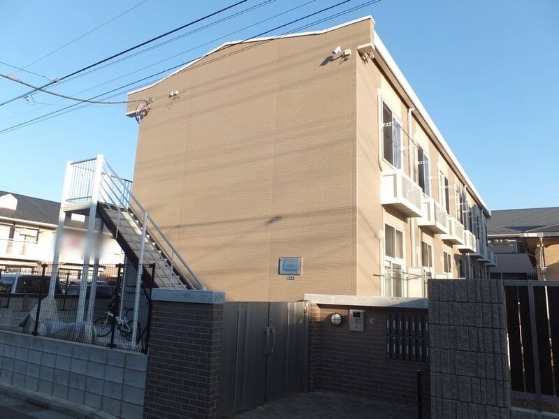 レオパレスフリーデの物件外観写真