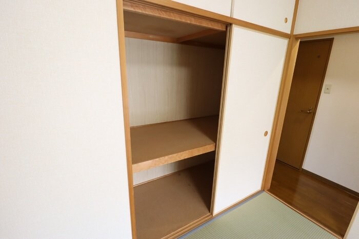 ルーチェ緑が丘 Bの物件内観写真