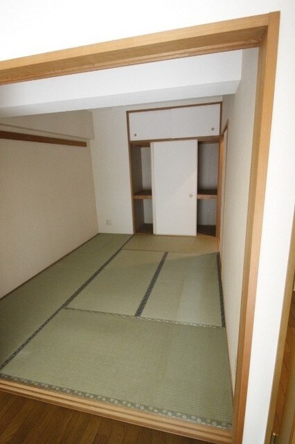 ルーチェ緑が丘 Bの物件内観写真