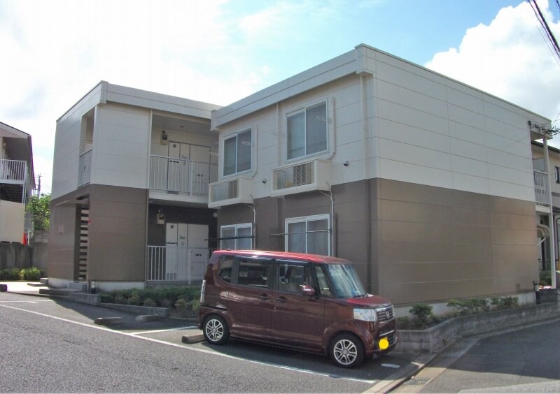 レオパレスブライトの物件外観写真