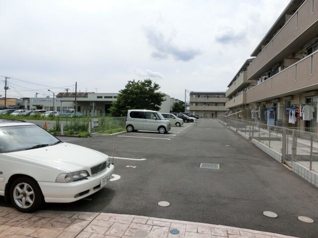 サンプットコートの物件内観写真