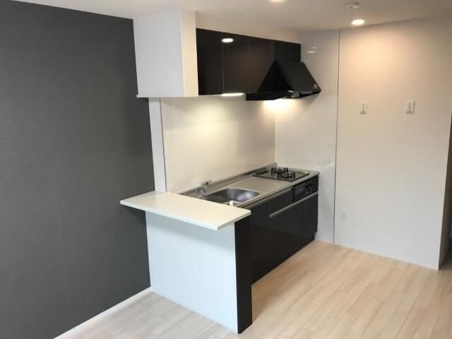 アベニュー仁戸名3の物件内観写真