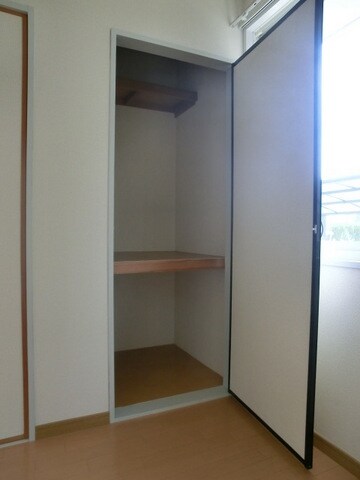 ファーストヴューラ六番館の物件内観写真