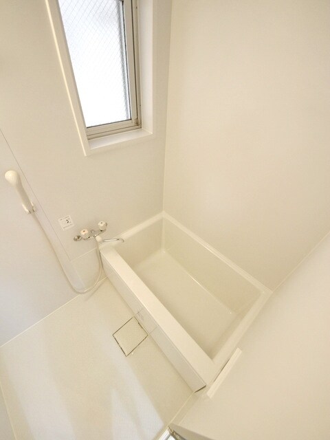 エルシャトルAの物件内観写真