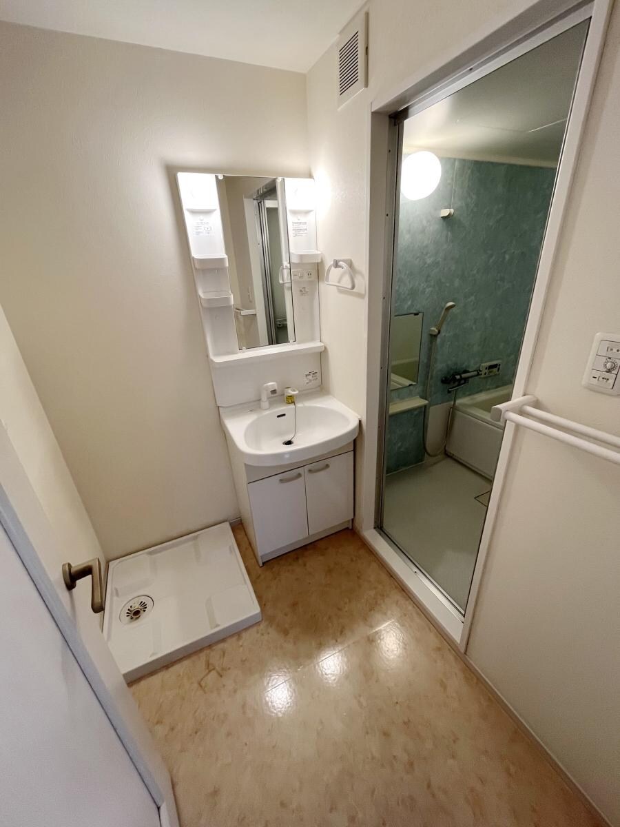 越山マンションの物件内観写真