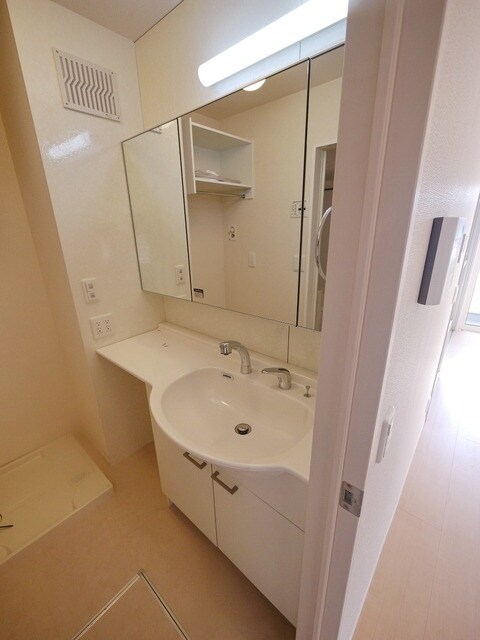 コリーヌオッツの物件内観写真