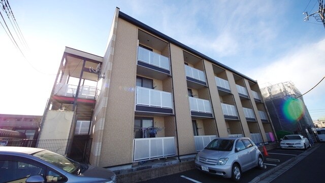 レオパレスベルコンフォートの物件外観写真