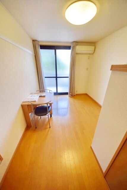 レオパレストルワジエームの物件内観写真