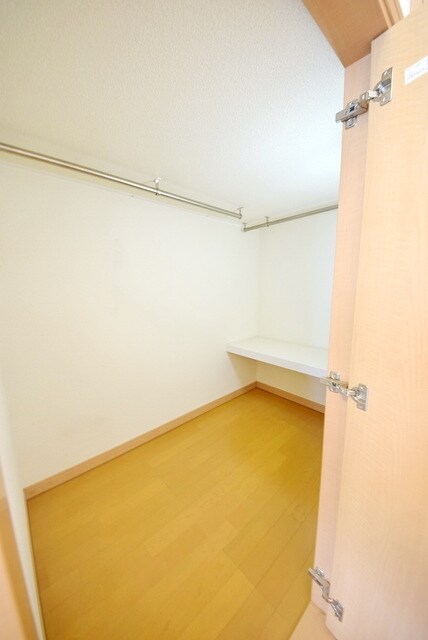 レオパレストルワジエームの物件内観写真