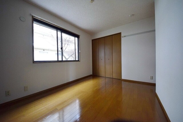 パークアゼリアBの物件内観写真