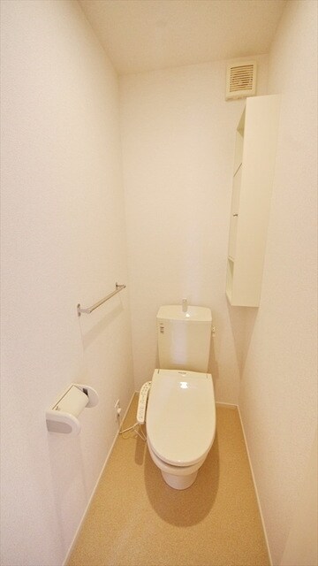 ヴァンヴェールIVの物件内観写真